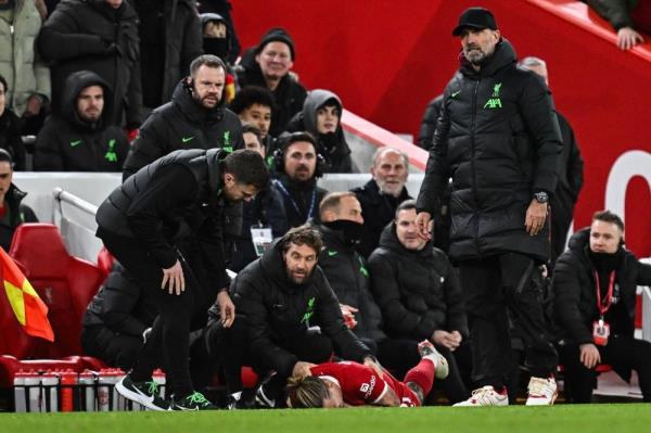 Klopp: Liverpool’s draw with Arsenal marred by Tsimikas injury