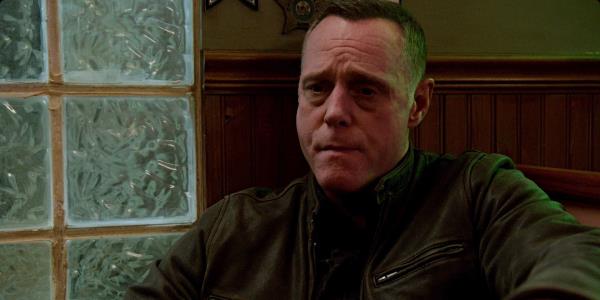 Voight wears a dark gray leather jacket in the Chicago PD season 10 finale.