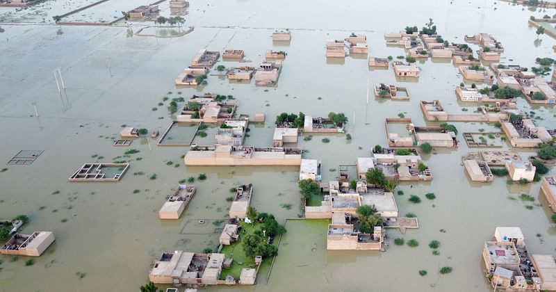巴基斯坦努力避免洪水的威胁，洪水已造成1300人死亡 
