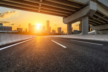 李宁乒乓球短袖国旗开胶怎么搞